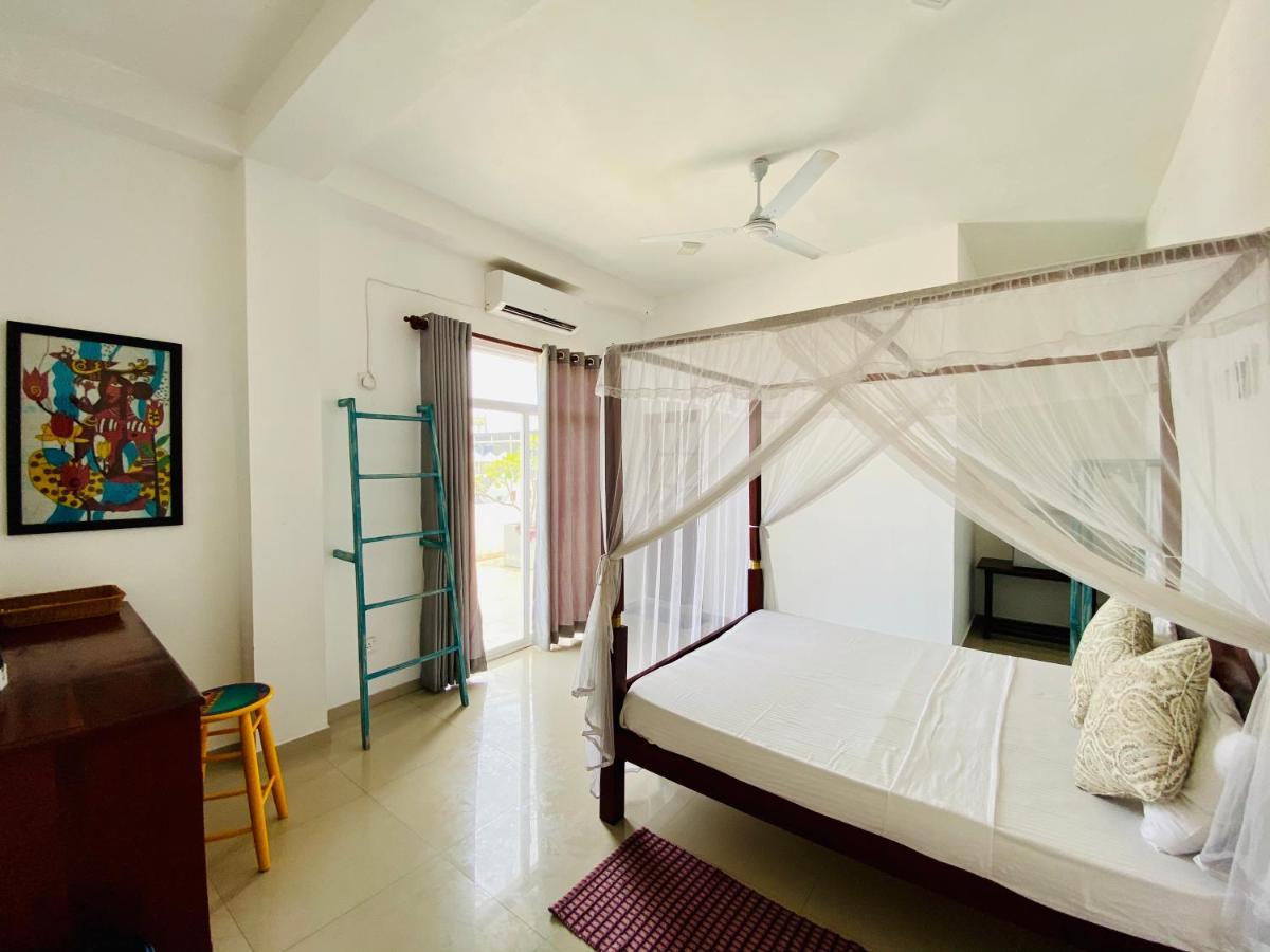 Bliss Apartment Hikkaduwa Buitenkant foto