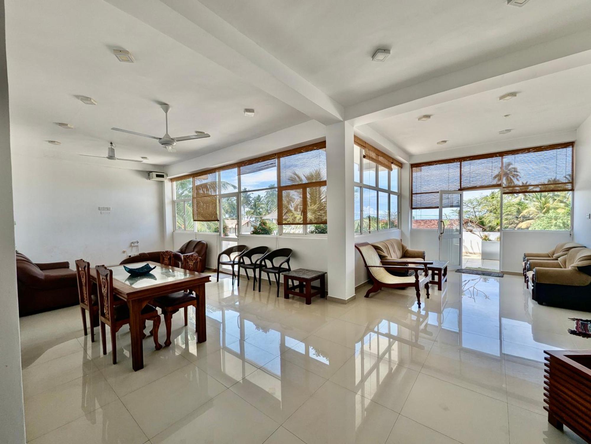Bliss Apartment Hikkaduwa Buitenkant foto