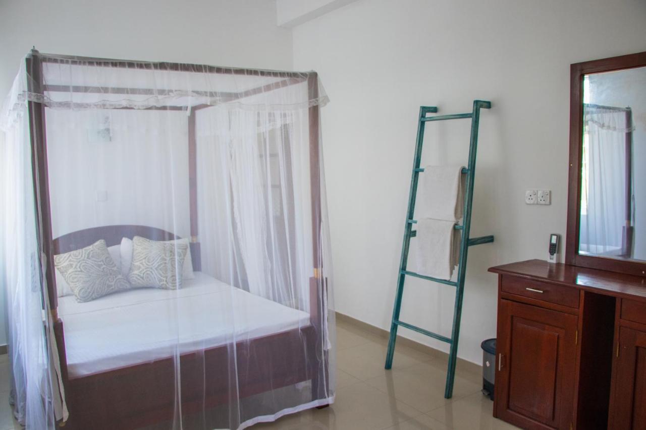 Bliss Apartment Hikkaduwa Buitenkant foto
